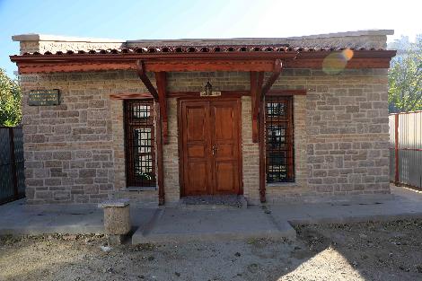 BURHAN DEDE TÜRBESİ ASLINA UYGUN ŞEKİLDE İHYA EDİLDİ