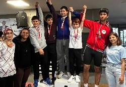 HALTERDE GURURLANDIRAN BAŞARILAR