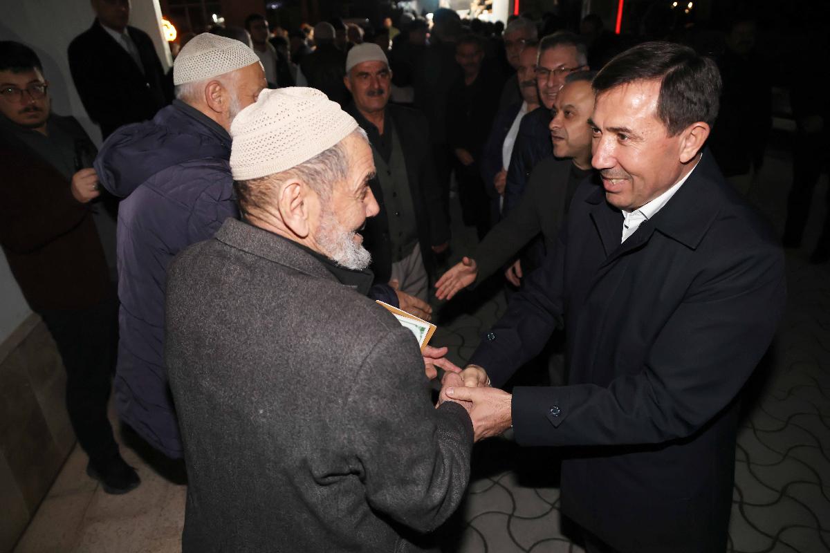 BAŞKAN KILCA ULUBATLI HASAN MAHALLESİ’NDE VATANDAŞLARLA BULUŞTU