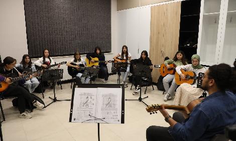 ALİ ULVİ KURUCU GENÇLİK MERKEZİ’NDE BAHAR DÖNEMİ KAYITLARI BAŞLIYOR