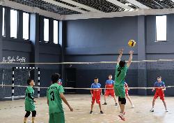 ORTAOKULLAR ARASI KARDEŞLİK VE DOSTLUK ERKEKLER VOLEYBOL TURNUVASI BAŞLADI