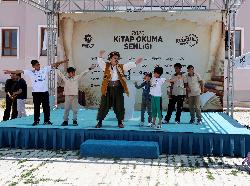 KİTAP OKUMA PROJESİ ŞENLİKLERLE TAMAMLANDI