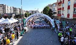 DÜZ BİSİKLET YARIŞINDA ŞAMPİYONLAR BELLİ OLDU
