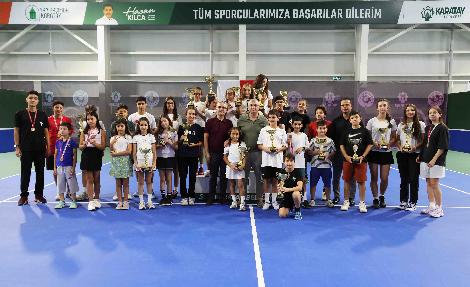 30 AĞUSTOS ZAFER BAYRAMI TENİS TURNUVASI’NDA FİNAL HEYECANI
