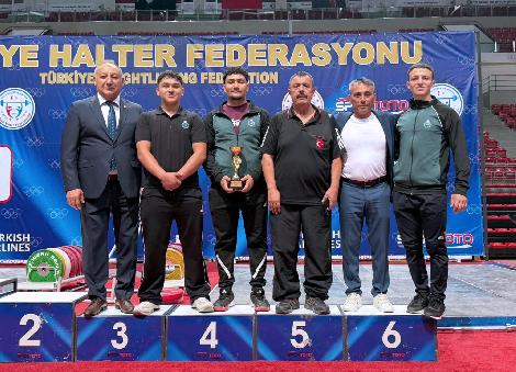 KARATAYLI HALTERCİLERDEN ÇİFTE BAŞARI