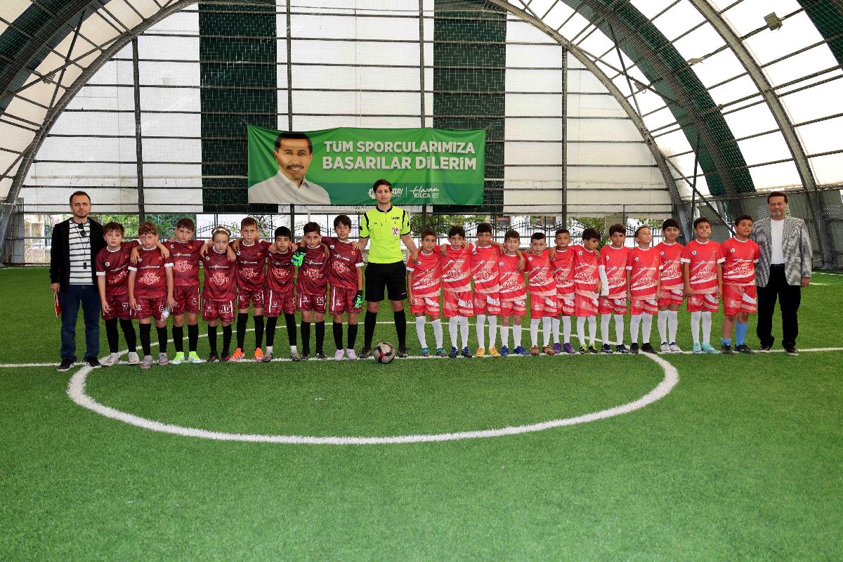 KARATAY’DA GELENEKSEL İLKOKULLAR ARASI DOSTLUK VE KARDEŞLİK FUTBOL TURNUVASI BAŞLADI